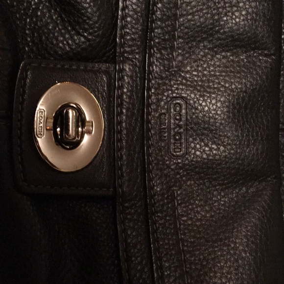 Leather coach bag with tassel accent. Zips closed - Picture 2 of 3